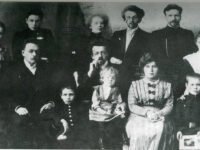 Братья Ардашевы с семьями. Екатеринбург. 1910