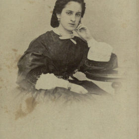 О.А. Боратынская, невестка поэта Евгения Боратынского. Фотография. 1864-1865